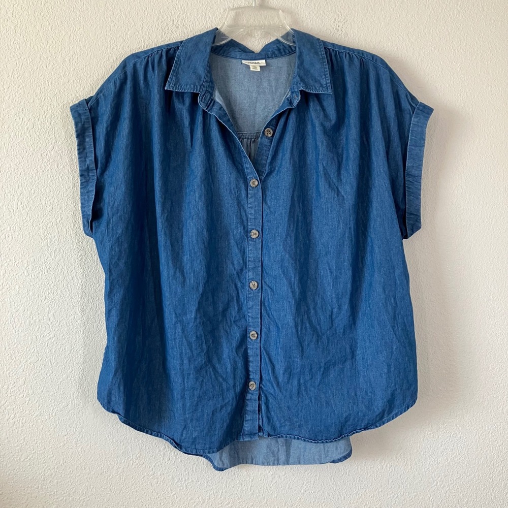 Chambray Boxy Button Up Shirt 1X Cotton Relaxed Fit Coastal Casual Blue